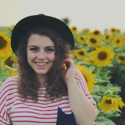 Alyssa Campbell - Twitter Profile Picture of Alyssa Campbell (@pianochic27) on Twitter