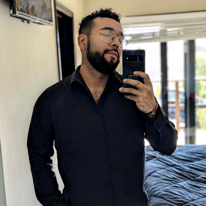 Profile Picture of Artur 🎶 (@arthursharp) on Tiktok