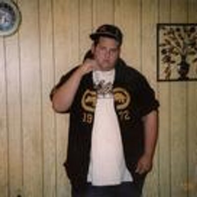 Profile Picture of Mike James (@suire88) on Twitter