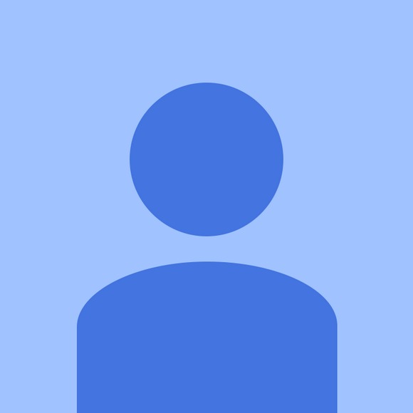 Profile Picture of Heather Hacker (@lutesh) on Poshmark