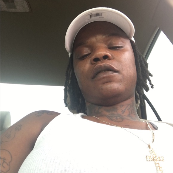 Profile Picture of Valarie James (@valariejames341) on Poshmark