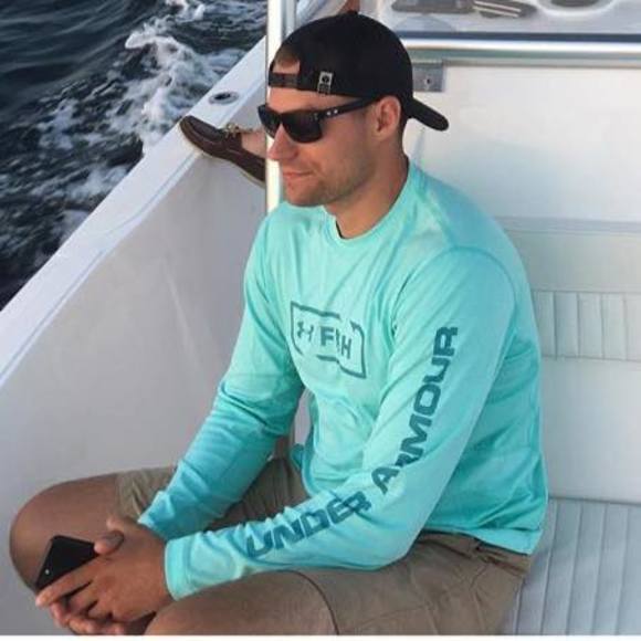 Profile Picture of Ryan Arquette (@rmarq19) on Poshmark