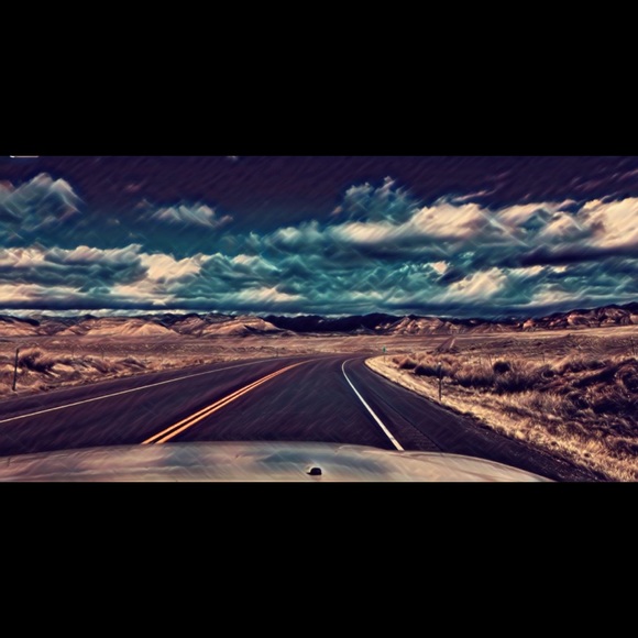 Profile Picture of Daniel Taylor (@d_tay2) on Poshmark