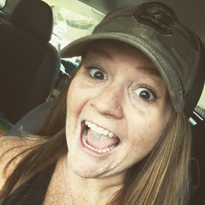 Profile Picture of Kelly Gaston (@redheaded18) on Twitter