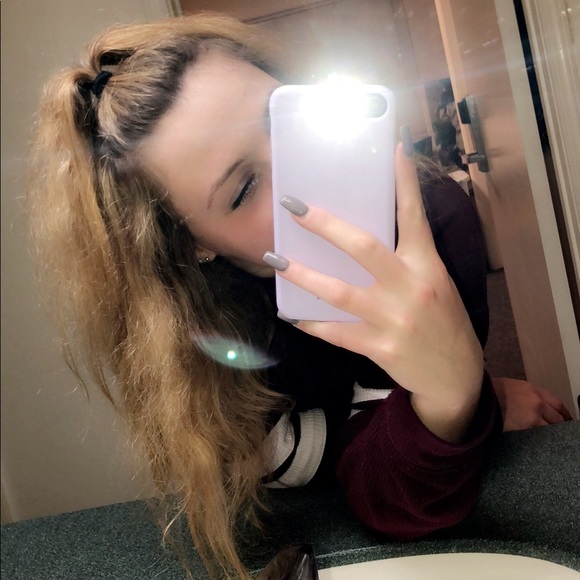 Profile Picture of Bailey Pignatore (@bailsmpignatore) on Poshmark