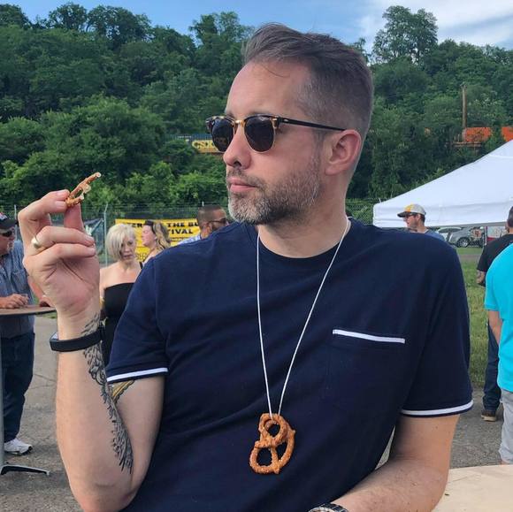 Profile Picture of Jim Walter (@blogginglily) on Poshmark