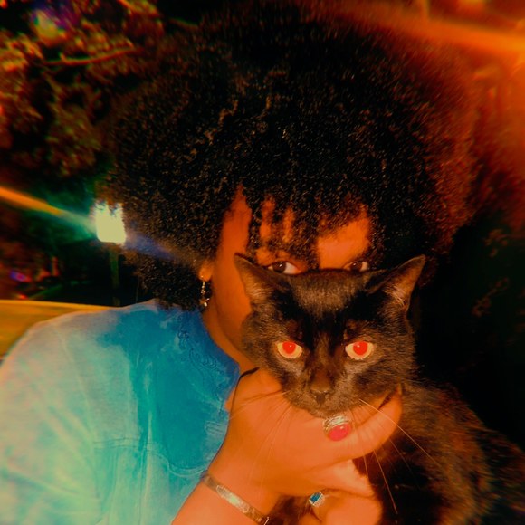 Profile Picture of Pharaoh Sistare (@kidretro3) on Poshmark