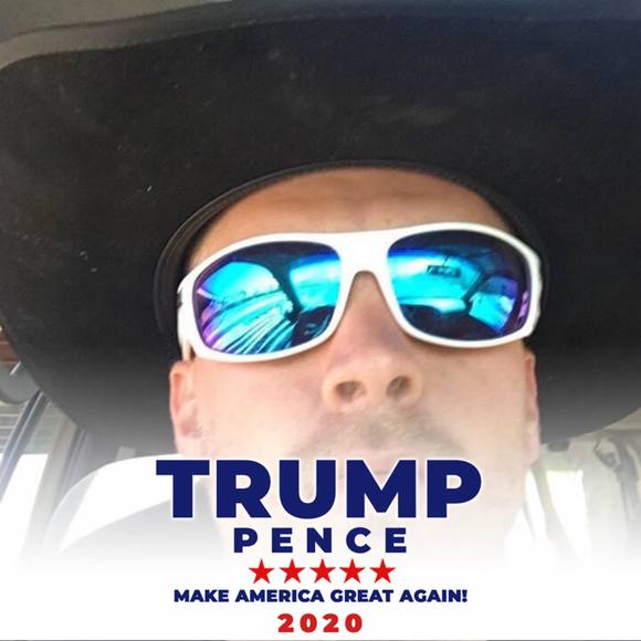 Profile Picture of Chris Ferguson (@chrisferguso422) on Poshmark