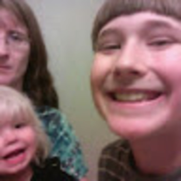 Profile Picture of Kristina Likins (@krisjoli2878) on Poshmark