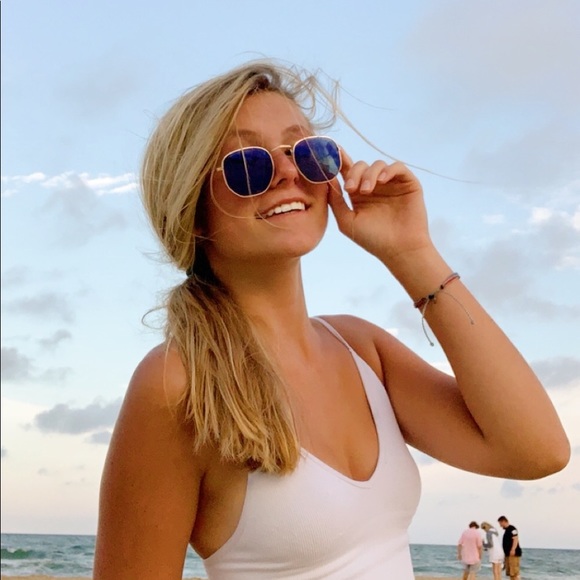 Profile Picture of Katelyn Oconnor (@katelynoconn903) on Poshmark