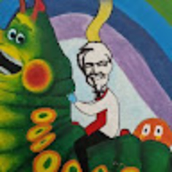 Profile Picture of June Kim (@00junekim00) on Poshmark