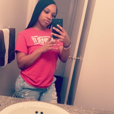 Profile Picture of Jas (@Only1Jasminee) on Twitter