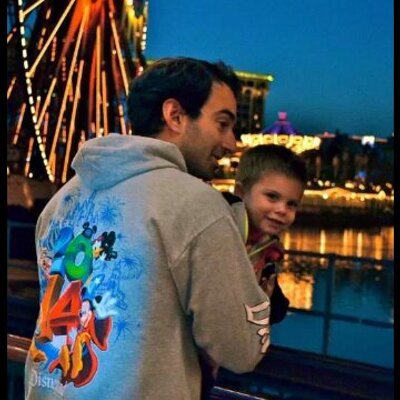 Profile Picture of Michael Hern (@LuxLivingbyMH) on Twitter