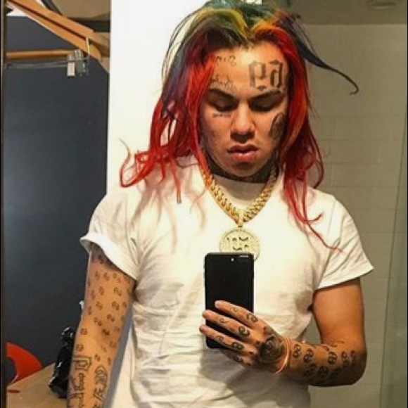 Profile Picture of Slim Shady (@clout900) on Poshmark