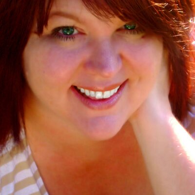 Profile Picture of Jeanette Cooley (@blackxpearlx) on Twitter