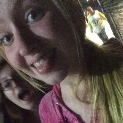 Profile Picture of Kim Masse (@MasseKim) on Twitter