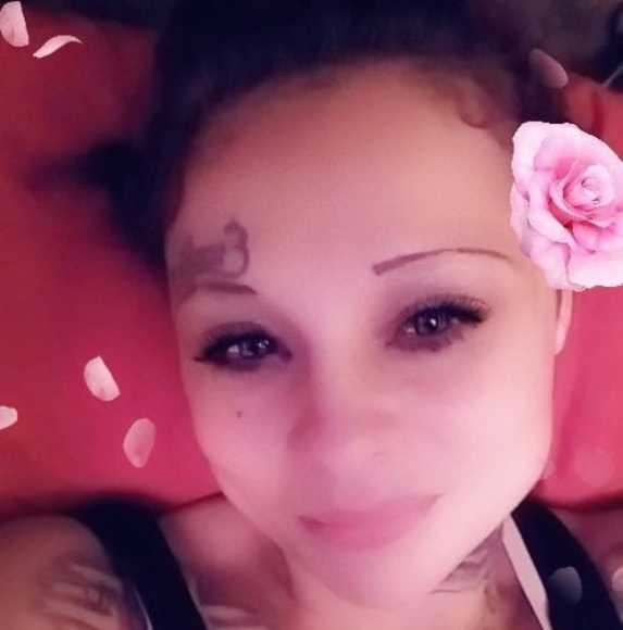 Profile Picture of Angelina luz Fierro (@dimplez264) on Poshmark