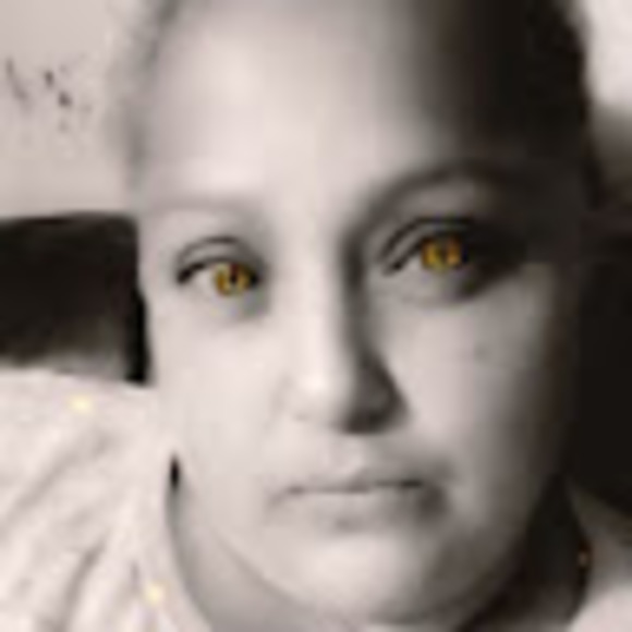 Profile Picture of Yolanda Cantu (@yolandacantu884) on Poshmark