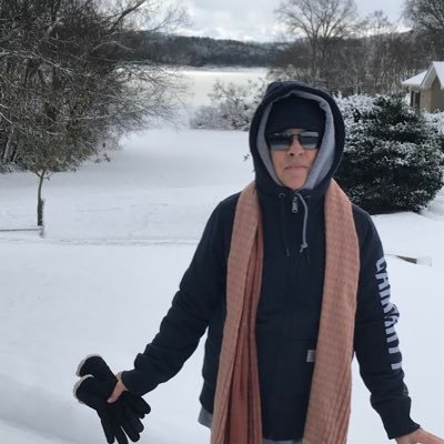 Profile Picture of Nora Ogle (@NoraOgle) on Twitter