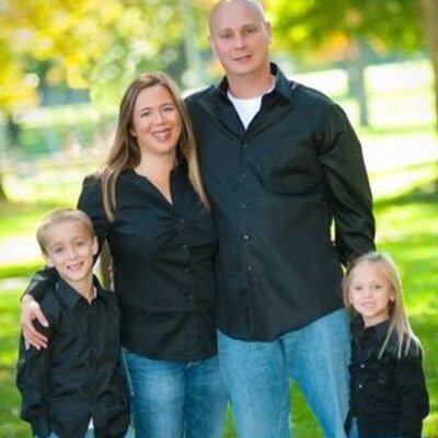 DeeDee Lautzenheiser - Twitter Profile Picture of DeeDee Lautzenheiser (@DeeCarter0727) on Twitter