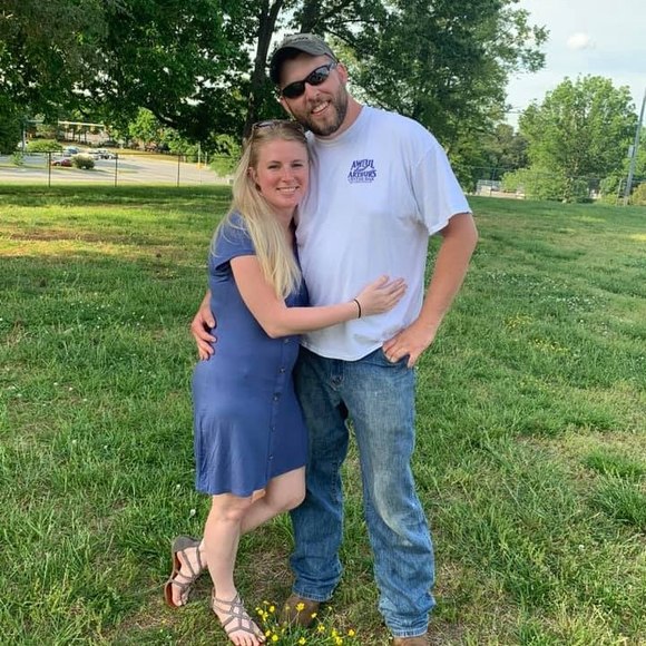 Profile Picture of Amy Engbersen (@lttlvegas) on Poshmark