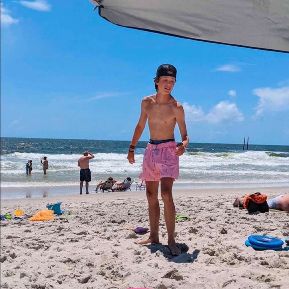 Profile Picture of Justin Slaughter (@slaughter079) on Poshmark