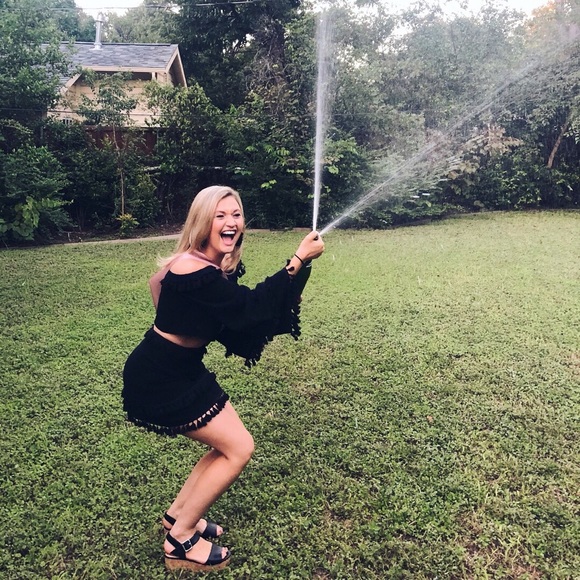 Profile Picture of Alex Flynn (@15aflynn) on Poshmark