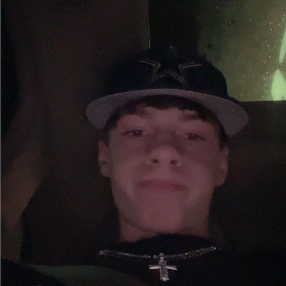 Profile Picture of Cayden Steighner (@caydensteighner) on Poshmark