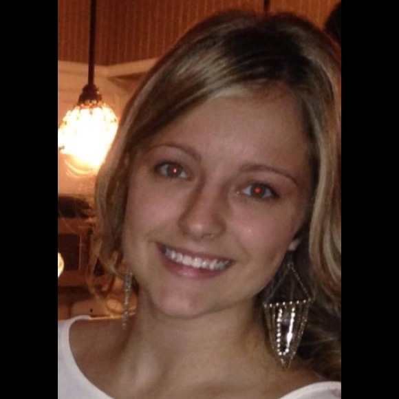 Profile Picture of Megan Wheelis (@megwheelis) on Poshmark