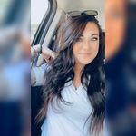 Profile Picture of Julianne Bowley (@heyjuliannebowley) on Instagram