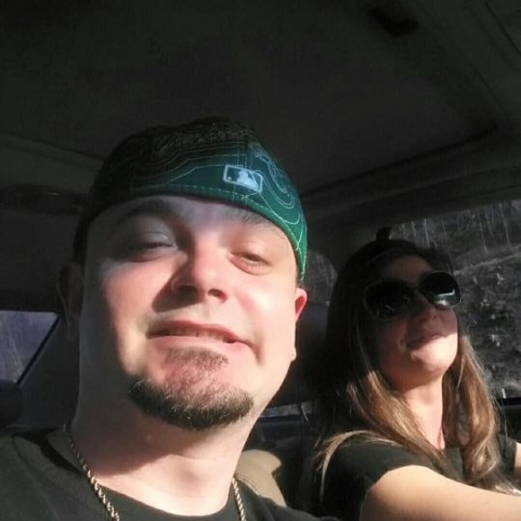 Profile Picture of George Murphy (@geomurphy1978) on Poshmark