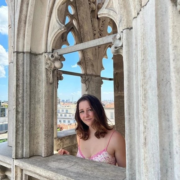 Profile Picture of Lara Boerth-dryden (@boerthdrydenl19) on Poshmark