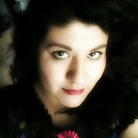 Profile Picture of Aline Alvarez (@alinealvarez3) on Pinterest