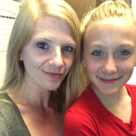 Profile Picture of Amy Boelter (@amyjolene34) on Poshmark