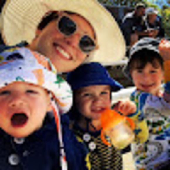 Profile Picture of Alexandra Muscat (@aemuscat) on Poshmark