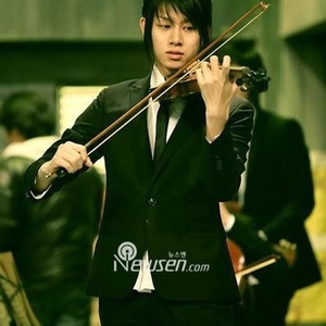 Profile Picture of Heechul Kim (@329844126) on Myspace