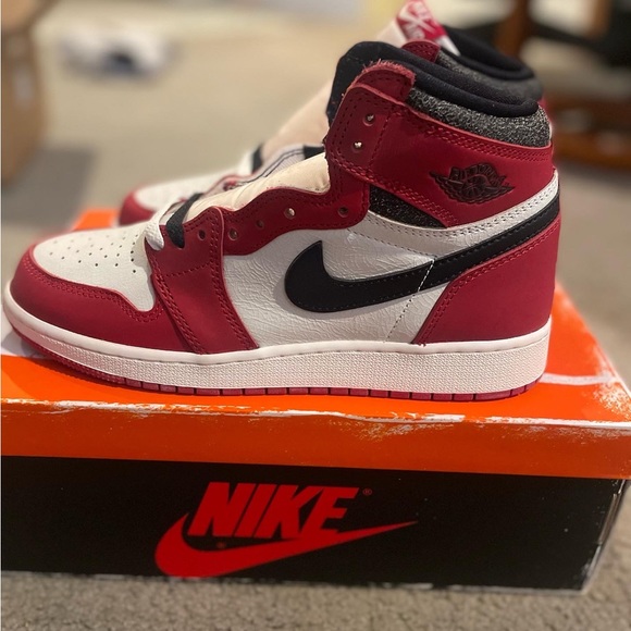 Profile Picture of David Klempner (@davidks802) on Poshmark