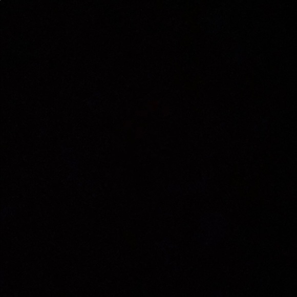 Profile Picture of Michael Devine (@michaeldevin883) on Poshmark