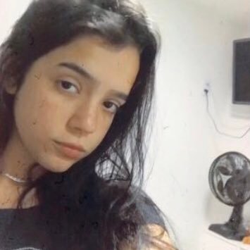 Profile Picture of Julia Vaz (@juliaa_vazzz) on Twitter