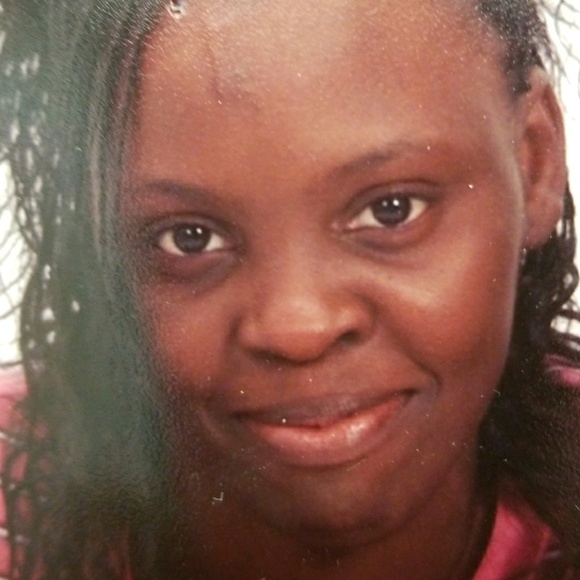 Profile Picture of K Williams (@mrskdw7) on Poshmark