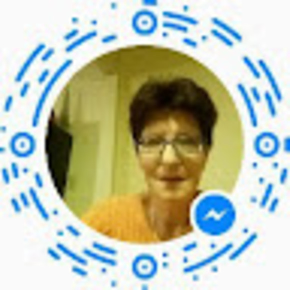 Profile Picture of Ewa Glowatzka (@ewaglowatzka) on Poshmark