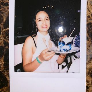 Lucia R Pinzon - Facebook Profile Picture of Lucia R Pinzon (@lucia.r.pinzon) on Facebook