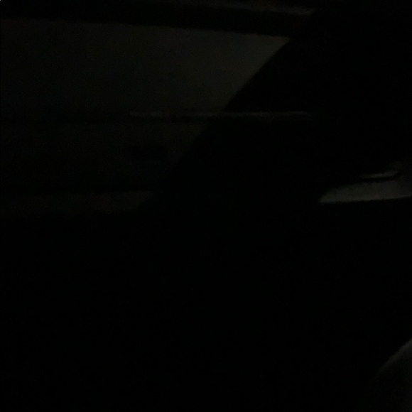 Profile Picture of Kuu Jon (@kuujon) on Poshmark