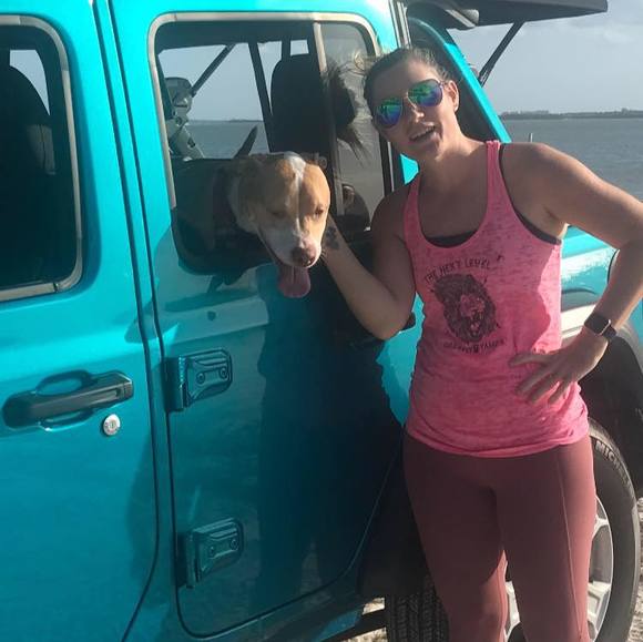 Profile Picture of Lisa Nesmith (@lisanesmithlmt) on Poshmark
