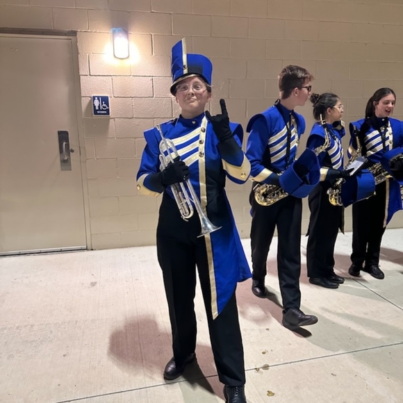 Profile Picture of Breanna Seevers (@breannaseevers4) on Poshmark