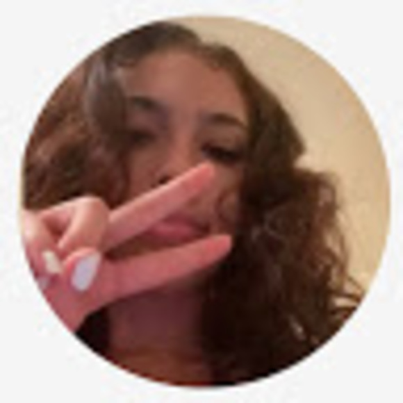 Profile Picture of Julian Parra (@julianparra343) on Poshmark