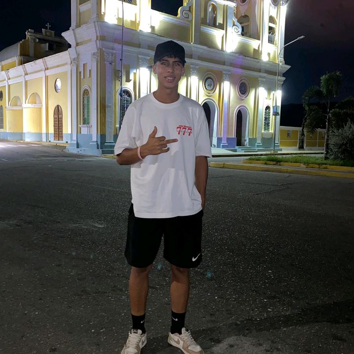 Profile Picture of Raynier alberto Ariza (@raynier.alberto.a) on Tiktok