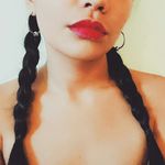 Profile Picture of Zoe Liu (@zoezolala) on Instagram