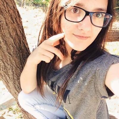 Profile Picture of Anna Machynia (@Annafnz13) on Twitter