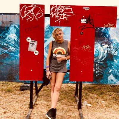 Profile Picture of Tracey Webb (@Tracey_power99) on Twitter